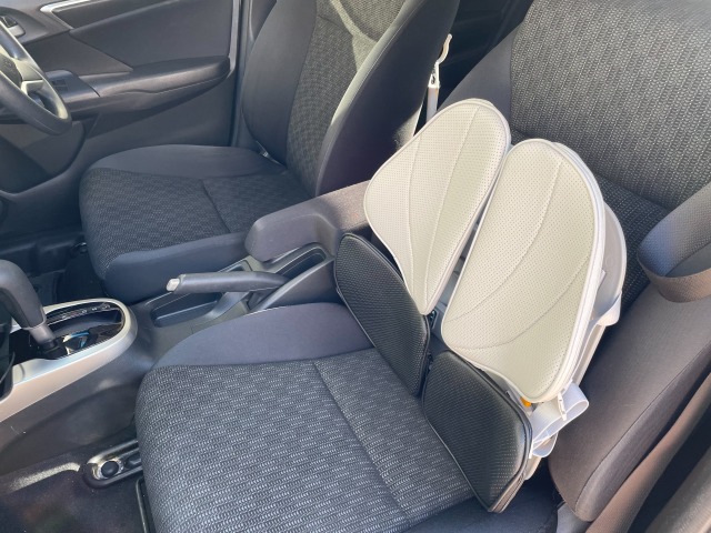 車内　腰痛　改善